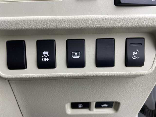 レクサス ＨＳ 250h バージョンI 富山県 2015(平27)年 5万km ソニッククォーツ 純正ナビ（AM/FM/CD/DVD/BD/AUX/USB/BT）/フルセグTV/バックカメラ/クルーズコントロール/横滑り防止装置/レザーシート/D席メモリ付きシート/前席ベンチレーション/前席パワーシート/ビルトインETC/LEDヘッドライト/オートライト/純正17インチAW/スマートキー×２/プッシュスタート/取扱説明書/保証書