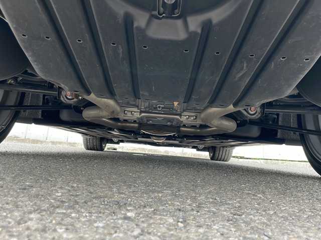 ホンダ レジェンド ハイブリッド EX 秋田県 2015(平27)年 4.6万km グラファイトラスターメタリック 外部検査実施済み/ワンオーナー/サンルーフ/4WD/純正HDDナビ/ (DVD/フルセグTV/Bluetooth/MSV)/マルチビューカメラシステム/ビルトインETC/前方ドライブレコーダー/KRELLサウンドシステム/レザーシート/前席パワーシート【D席メモリ機能あり】/全席シートヒーター/前席エアシート/HONDA SENSING/・アダプティブクルーズコントロール（ACC）/・衝突軽減ブレーキ（CMBS）/・車線維持支援システム（LKAS）/・誤発進抑制機能/・先行車発進お知らせ機能/・オートハイビーム/・標識認識機能/ブラインドスポットモニター/ヘッドアップディスプレイ/横滑り防止機能/純正19インチアルミホイール/スマートキー/純正LEDヘッドライト/置くだけ充電/パドルシフト/カーテンエアバック/スペアキー1本/保証書/取扱説明書