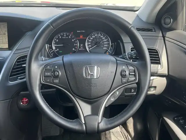 ホンダ レジェンド ハイブリッド EX 秋田県 2015(平27)年 4.6万km グラファイトラスターメタリック ４WD/衝突軽減システム/LEDヘッドライト/純正HDDナビ/フルセグ/マルチビューカメラシステム（全方位カメラ）/ホンダ純正19インチアルミ（夏タイヤ装着）/スマートキー/本革レザーシート/アイドリングストップ/プッシュスタート/コーナーセンサー/アダプティブクルーズコントロール追従走行有/レーンキープアシスト/オートマチックハイビーム/ステアリングスイッチ/電動パーキングブレーキ/ブレーキホールド機能/前席パワーシート/メモリー付パワーシート/全席シートヒーター/全席エアシート/ドライブレコーダー/ETC/ブラインドスポットモニター/パドルシフト/サンルーフ/純正フロアマット/社外ドアバイザー/オートライト/オートエアコン/パワーステアリング/パワーウィンドウ/横滑り防止/盗難防止装置/寒冷地仕様/電動格納ウィンカーミラー/キーレスエントリー/保証書/取扱説明書/記録簿/スペアキー1本有