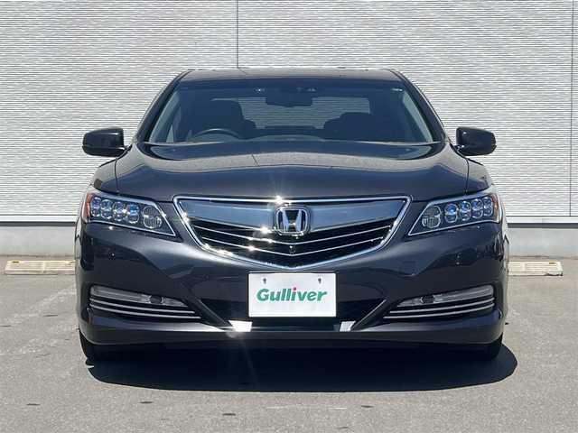 ホンダ レジェンド ハイブリッド EX 秋田県 2015(平27)年 4.6万km グラファイトラスターメタリック ・４WD/・衝突軽減システム/・LEDヘッドライト/・純正HDDナビ（DVD/CD再生可能）/・フルセグ/・マルチビューカメラシステム（全方位カメラ）/・ホンダ純正19インチアルミ（夏タイヤ装着）/・スマートキー/・本革シート/・アイドリングストップ/・プッシュスタート/・コーナーセンサー/・アダプティブクルーズコントロール/・レーンキープアシスト/・オートマチックハイビーム/・ステアリングスイッチ/・電動パーキングブレーキ/・ブレーキホールド機能/・前席パワーシート（メモリー付き）/・前席シートヒーター/前席エアシート/・ドライブレコーダー/・ETC/・ブラインドスポットモニター/・パドルシフト/・サンルーフ/・純正フロアマット/・ドアバイザー/・オートライト/・オートエアコン/・パワーステアリング/・パワーウィンドウ/・横滑り防止/・盗難防止装置/・電動格納ウィンカーミラー/・キーレスエントリー