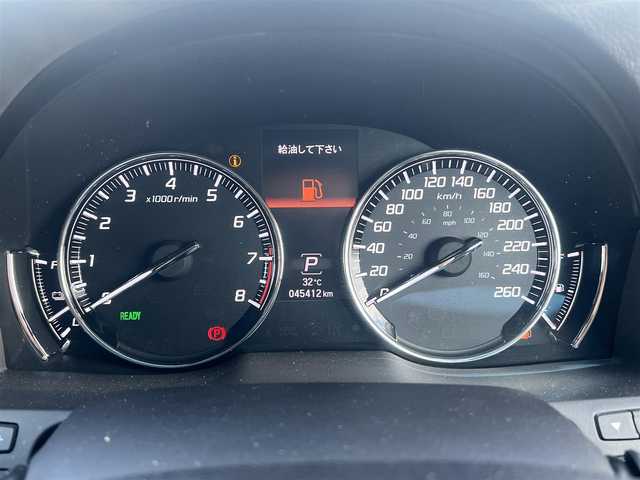 ホンダ レジェンド ハイブリッド EX 秋田県 2015(平27)年 4.6万km グラファイトラスターメタリック ・４WD/・衝突軽減システム/・LEDヘッドライト/・純正HDDナビ（DVD/CD再生可能）/・フルセグ/・マルチビューカメラシステム（全方位カメラ）/・ホンダ純正19インチアルミ（夏タイヤ装着）/・スマートキー/・本革シート/・アイドリングストップ/・プッシュスタート/・コーナーセンサー/・アダプティブクルーズコントロール/・レーンキープアシスト/・オートマチックハイビーム/・ステアリングスイッチ/・電動パーキングブレーキ/・ブレーキホールド機能/・前席パワーシート（メモリー付き）/・前席シートヒーター/前席エアシート/・ドライブレコーダー/・ETC/・ブラインドスポットモニター/・パドルシフト/・サンルーフ/・純正フロアマット/・ドアバイザー/・オートライト/・オートエアコン/・パワーステアリング/・パワーウィンドウ/・横滑り防止/・盗難防止装置/・電動格納ウィンカーミラー/・キーレスエントリー