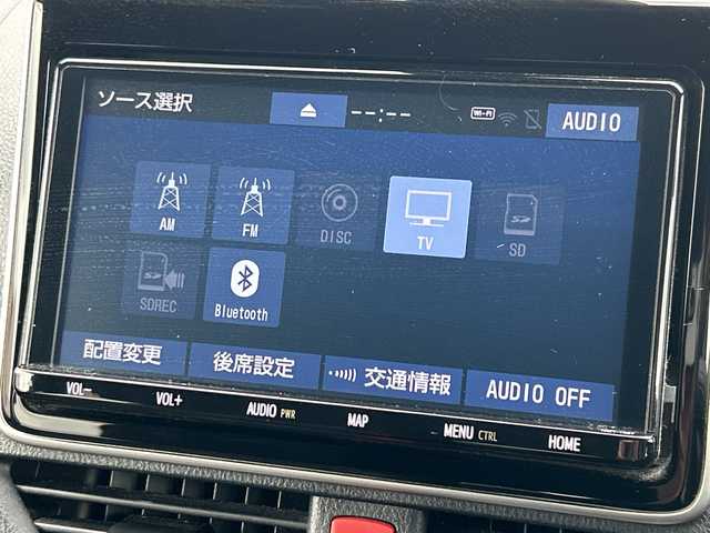 トヨタ ノア Si 千葉県 2018(平30)年 6.6万km ブラック ９型ナビＮＳＺＴ－Ｙ６８Ｔ　バックカメラ　ＥＴＣ　純正ドラレコ　Ｂｔ　フリップダウンモニター　ＣＤ　ＵＳＢ　フルセグＴＶ　クルーズコントロール　両側パワースライドドア　純正１６AW　セーフティセンス