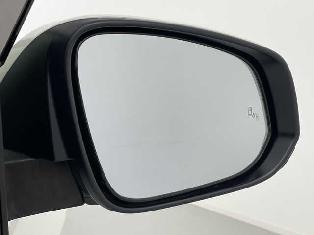 トヨタ ノア ハイブリッド S－Z 愛知県 2022(令4)年 4.1万km ホワイトパールクリスタルシャイン 禁煙車/ワンオーナー/純正10.5インチディスプレイオーディオ（コネクティッドナビ対応）/快適パッケージhigh/バックカメラ/両側パワースライドドア/レーダークルーズコントロール/全席シータヒーター/ステアリングヒーター/トヨタセーフティセンス/プリクラッシュセーフティ〔PCS〕/レーントレーシングアシスト〔LTA〕/アダプティブハイビームシステム〔AHS〕/ブラインドスポットモニター〔BSM〕/クリアランスソナー/ハーフレザーシート/オットマン/LEDヘッドライト/オートハイビーム/純正17AW/純正フロアマット/プッシュスタート/スマートキー/スペアキー