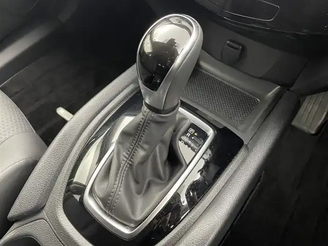 日産 エクストレイル 20S Vセレクション 富山県 2021(令3)年 4.1万km ダイヤモンドブラック 純正ナビ（AM/FM/DVD/BT/フルセグ）/バックカメラ/ETC/衝突被害軽減システム/横滑り防止装置/アイドリングストップ/オートLEDライト/純正アルミホイール/純正フロアマット/ステアリングスイッチ/ミラーヒーター/電動格納ミラー/スマートキー