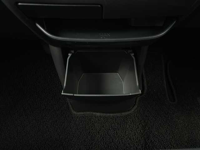 日産 ルークス ハイウェイスター Gターボ 秋田県 2022(令4)年 4万km ホワイトパール ４WD/社外SDナビ(Bluetooth/CD/DVD/フルセグ)/全方位カメラ/ETC/前後コーナーセンサー/クルーズコントロール/両側パワースライドドア/社外AW/前後シートヒーター/衝突被害軽減システム/横滑り防止装置/オートライト/サンシェード/LEDヘッドライト/フォグランプ/スマートキー