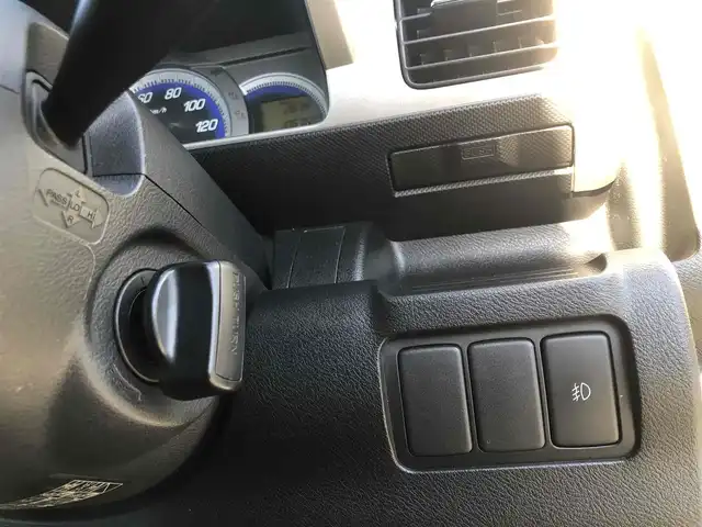 ホンダ ゼスト スパーク W 福岡県 2011(平23)年 10.7万km プレミアムホワイトパール 純正ナビ【VXM-118VS】/　ワンセグTV/CD/DVD/バックカメラ/ウィンカーミラー/ドアバイザー/純正フロアマット/社外15インチアルミホイール/柿本マフラー/保証書/取扱説明書