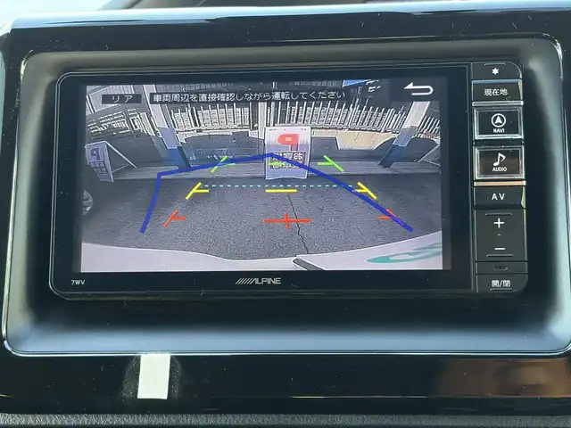 トヨタ ノア ハイブリッド G 三重県 2017(平29)年 12万km ホワイトパールクリスタルシャイン ワンオーナー/Toyota Safety Sense C/　・プリクラッシュセーフティシステム/　・レーンディパーチャーアラート/　・オートマチックハイビーム/アルパインナビ/　・Bluetooth/　・フルセグTV/　・SD録音/　・DVD/CD再生/ベットキット/ルーフキャリー/両側ワンタッチパワースライドドア/スマートキーx２/プッシュスタート/クルーズコントロール/D/N席シートヒーター/LEDヘッドライト/LEDフォグ/オートライト/オートリトラクタブルミラー/ウィンカーミラー/革巻きステアリング/ステアリングスイッチ/ドライブレコーダー/ビルトインETC/ドアバイザー/サイド/カーテン/ニーエアバック