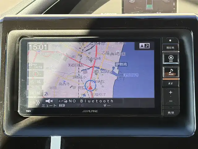 トヨタ ノア ハイブリッド G 三重県 2017(平29)年 12万km ホワイトパールクリスタルシャイン ワンオーナー/Toyota Safety Sense C/　・プリクラッシュセーフティシステム/　・レーンディパーチャーアラート/　・オートマチックハイビーム/アルパインナビ/　・Bluetooth/　・フルセグTV/　・SD録音/　・DVD/CD再生/ベットキット/ルーフキャリー/両側ワンタッチパワースライドドア/スマートキーx２/プッシュスタート/クルーズコントロール/D/N席シートヒーター/LEDヘッドライト/LEDフォグ/オートライト/オートリトラクタブルミラー/ウィンカーミラー/革巻きステアリング/ステアリングスイッチ/ドライブレコーダー/ビルトインETC/ドアバイザー/サイド/カーテン/ニーエアバック