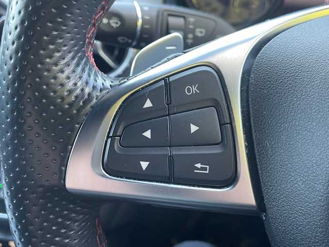 メルセデス・ベンツ ＣＬＡ１８０ Sブレイク　スポーツ 茨城県 2016(平28)年 4.8万km カルサイトホワイト 純正ナビ【CD/FM/フルセグ/BT】/クルーズコントロール/バックカメラ/パワーシートD席/メモリシートD席/シートヒーター（D席+N席）/ETC/ドライブレコーダー/パドルシフト/ブラインドスポットアシスト/HIDライト/コーナーセンサー/純正フロアマット/保証書/取扱説明書/スペアキー×1