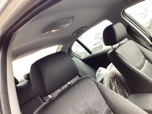 ＢＭＷ ３２０ｉ ハイラインパッケージ 愛知県 2010(平22)年 10.8万km チタンシルバーM