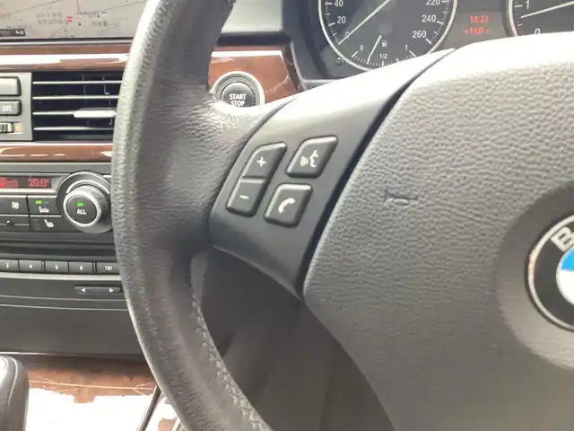 ＢＭＷ ３２０ｉ ハイラインパッケージ 愛知県 2010(平22)年 10.8万km チタンシルバーM