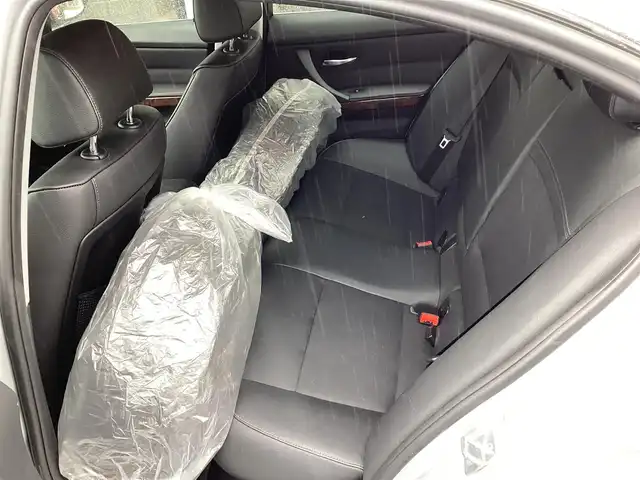 ＢＭＷ ３２０ｉ ハイラインパッケージ 愛知県 2010(平22)年 10.8万km チタンシルバーM