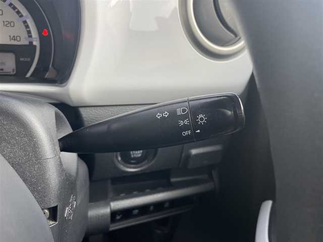 スズキ ハスラー G 埼玉県 2017(平29)年 5.1万km シフォンアイボリーM ・社外ディスプレイオーディオ/・シートヒーター/・衝突軽減ブレーキ/・アイドリングストップ/・ETC/・シートヒーター