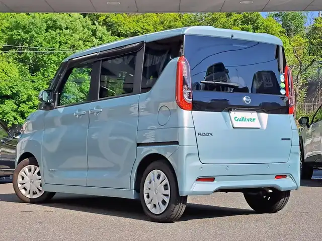 日産 ルークス X 大阪府 2020(令2)年 2.2万km ソーダブルーM /快適パックA/・プラズマクラスター付きリヤシーリングファン/・パーソナルテーブル/・カップホルダー(9個)/・USBソケット(助手席シート裏)/・ロールサンシェード/・撥水加工シート//エマージェンシーブレーキ//車線逸脱警報//片側パワスラ//純正SDナビ【MM320D-L】/・CD/DVD/Bluetooth/フルTV//全方位カメラ・バックカメラ//ステアリングスイッチ//コーナーセンサー//ナビ連動前後ドラレコ