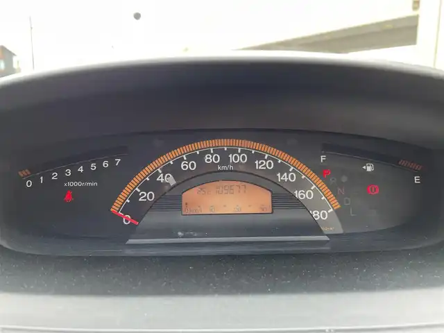 ホンダ フリード FLEXエアロ 三重県 2009(平21)年 11万km プレミアムホワイトパール 登録時109677km/ワンオーナー/禁煙車/純正ナビ/（AM/FM/TV）/ワンセグTV/バックカメラ/ETC/ステアリングスイッチ/オートライト/片側パワスラ/純正フロアマット/純正アルミ