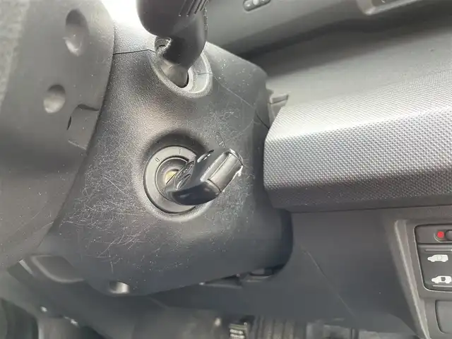 ホンダ フリード FLEXエアロ 三重県 2009(平21)年 11万km プレミアムホワイトパール 登録時109677km/ワンオーナー/禁煙車/純正ナビ/（AM/FM/TV）/ワンセグTV/バックカメラ/ETC/ステアリングスイッチ/オートライト/片側パワスラ/純正フロアマット/純正アルミ