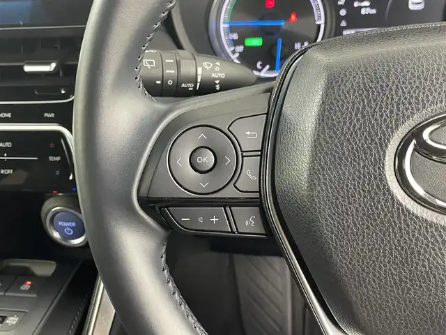 トヨタ ハリアー ハイブリッド Z 埼玉県 2021(令3)年 4.8万km プレシャスブラックパール ＪＢＬサウンド　/純正ナビ/　(フルセグ/AM/FM/Bluetooth)　/デジタルインナーミラー　/パワーバックドア　/全方位カメラ/ＥＴＣ２．０　/トヨタセーフティセンス/クリアランスソナー　/パーキングサポートブレーキ　/プリクラッシュセーフティ　/リヤクロストラフィックアラート/ロードサインアシスト/レーダークルーズコントロール/ビルトインETC2.0/純正フロアマット/純正AW１９インチ