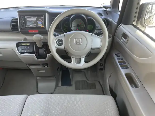 ホンダ Ｎ ＢＯＸ G Lパッケージ 佐賀県 2013(平25)年 7.9万km クリスタルブラックパール (株)IDOMが運営する【じしゃロン佐賀店】の自社ローン専用車両になります。こちらは現金またはオートローンご利用時の価格です。自社ローンご希望の方は別途その旨お申付け下さい/社外メモリナビ/フルセグテレビ/Bluetooth/バックカメラ/ETC/左側パワースライドドア/横滑り防止/ヘッドライトレベライザー/純正アルミホイール/純正アルミホイール/純正フロアマット