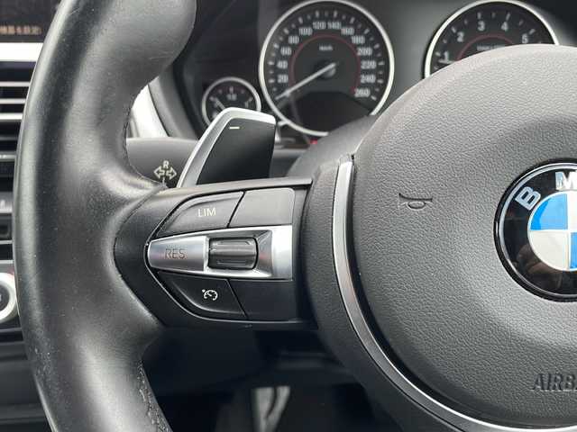 ＢＭＷ ４２０ｉ Mスポーツ 栃木県 2014(平26)年 6.2万km パール 純正ナビ/バックカメラ/Ｂｌｕｅｔｏｏｔｈ/前後ドライブレコーダー/ＵＳＢ/純正フロアマット/パワーシート/純正アルミホイール/パドルシフト/ＭＴ付ＡＴ/ＡＢＳ/横滑り防止機能/コーナーセンサー/LEDヘッドライト/レーンキープアシスト/盗難防止装置