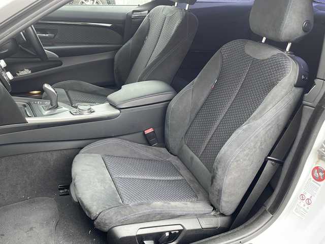 ＢＭＷ ４２０ｉ Mスポーツ 栃木県 2014(平26)年 6.2万km パール 純正ナビ/バックカメラ/Ｂｌｕｅｔｏｏｔｈ/前後ドライブレコーダー/ＵＳＢ/純正フロアマット/パワーシート/純正アルミホイール/パドルシフト/ＭＴ付ＡＴ/ＡＢＳ/横滑り防止機能/コーナーセンサー/LEDヘッドライト/レーンキープアシスト/盗難防止装置