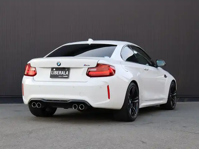 ＢＭＷ Ｍ２ 静岡県 2017(平29)年 5万km アルピンホワイトⅢ 衝突軽減ブレーキ　/黒革　/クルコン　/純正１９ＡＷ　/ＨＩＤ　/パドルシフト　/純正ナビ　/バックカメラ　/アイドリングストップ　/コーナーセンサー　/ドライブレコーダー　/社外レーダー探知機　/スペアキー