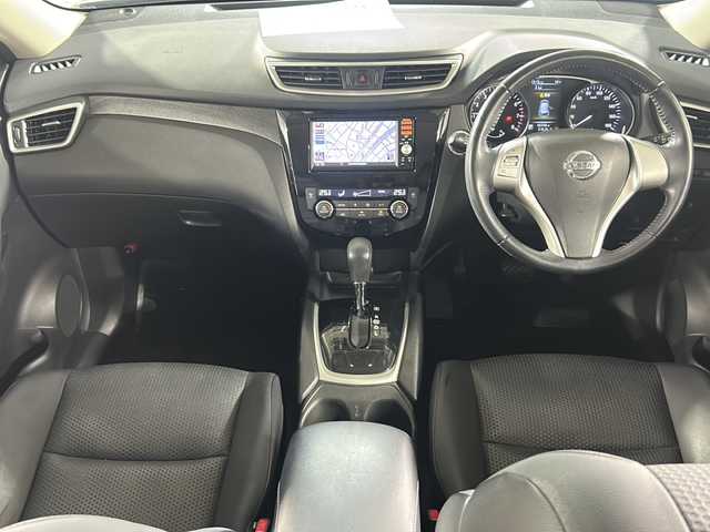 日産 エクストレイル 20X エマージェンシーブレーキ 広島県 2014(平26)年 4.7万km ダークメタルグレー 禁煙車/ワンオーナー/4WD/エマージェンシーブレーキ/車線逸脱警報/コーナーセンサー/純正ナビ（MM114D-W）/・フルセグ/CD/SD/AUX/バックカメラ/革巻きステアリング/オートライト/カプロンシート/前席シートヒーター/LEDヘッドライト/フォグランプ/スマートキー/プッシュスタート/スペアキー/ETC/純正ドアバイザー/アルミ付きスタッドレスタイヤ車載/純正17インチアルミホール/Wエアバック