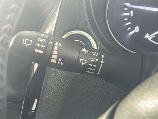 日産 エクストレイル 20X エマージェンシーブレーキ 広島県 2014(平26)年 4.7万km ダークメタルグレー 禁煙車/ワンオーナー/4WD/エマージェンシーブレーキ/車線逸脱警報/コーナーセンサー/純正ナビ（MM114D-W）/・フルセグ/CD/SD/AUX/バックカメラ/革巻きステアリング/オートライト/カプロンシート/前席シートヒーター/LEDヘッドライト/フォグランプ/スマートキー/プッシュスタート/スペアキー/ETC/純正ドアバイザー/アルミ付きスタッドレスタイヤ車載/純正17インチアルミホール/Wエアバック