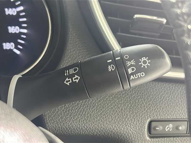 日産 エクストレイル 20X エマージェンシーブレーキ 広島県 2014(平26)年 4.7万km ダークメタルグレー 禁煙車/ワンオーナー/4WD/エマージェンシーブレーキ/車線逸脱警報/コーナーセンサー/純正ナビ（MM114D-W）/・フルセグ/CD/SD/AUX/バックカメラ/革巻きステアリング/オートライト/カプロンシート/前席シートヒーター/LEDヘッドライト/フォグランプ/スマートキー/プッシュスタート/スペアキー/ETC/純正ドアバイザー/アルミ付きスタッドレスタイヤ車載/純正17インチアルミホール/Wエアバック