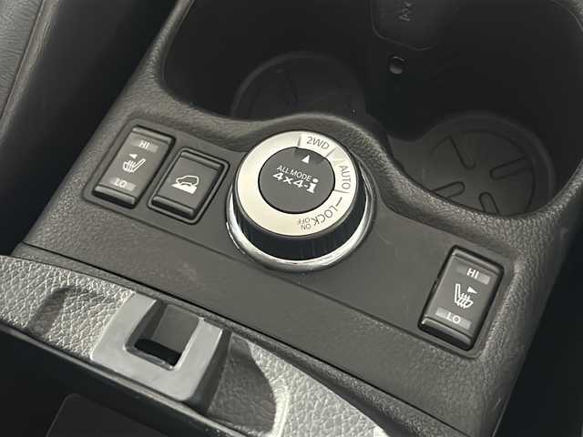 日産 エクストレイル 20X エマージェンシーブレーキ 広島県 2014(平26)年 4.7万km ダークメタルグレー 禁煙車/ワンオーナー/4WD/エマージェンシーブレーキ/車線逸脱警報/コーナーセンサー/純正ナビ（MM114D-W）/・フルセグ/CD/SD/AUX/バックカメラ/革巻きステアリング/オートライト/カプロンシート/前席シートヒーター/LEDヘッドライト/フォグランプ/スマートキー/プッシュスタート/スペアキー/ETC/純正ドアバイザー/アルミ付きスタッドレスタイヤ車載/純正17インチアルミホール/Wエアバック