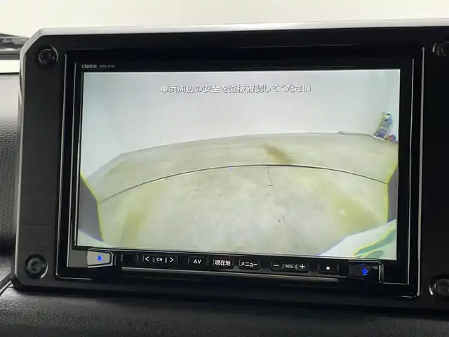 スズキ ジムニー XC 岡山県 2023(令5)年 2.1万km ミディアムグレー ８インチナビ　(SGC-812）/【CD/DVD/BT/フルセグ】/ターボ/シートヒーター　/ＬＥＤヘッドライト　/ＥＴＣ　/バックカメラ　/クルーズコントロール　/オートハイビーム　/ダウンヒルアシスト　/スマートキー/フォグランプ/純正アルミ/純正フロアマット/アイドリングストップ