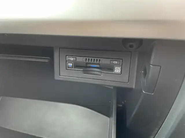 トヨタ ランドクルーザー プラド TX-L 70thアニバーサリーLTD 福井県 2022(令4)年 1.9万km ホワイトパールクリスタルシャイン 純正メーカーオプション９インチナビ/７人乗り仕様/寒冷地仕様　/全方位モニター　/プラドスーパーライブサウンド　　/サドルタン快適温熱レザーシート/純正１８インチアルミホイール　/純正スターター　/純正ビルトインＥＴＣ２．０/純正LEDヘッドライト/純正LEDフロントフォグ/フロントシールドデアイサー/ブラックルーフレール/JAOS製フロントスキッドバー/コンビハンドル/トヨタセーフティセンス/社外マフラー