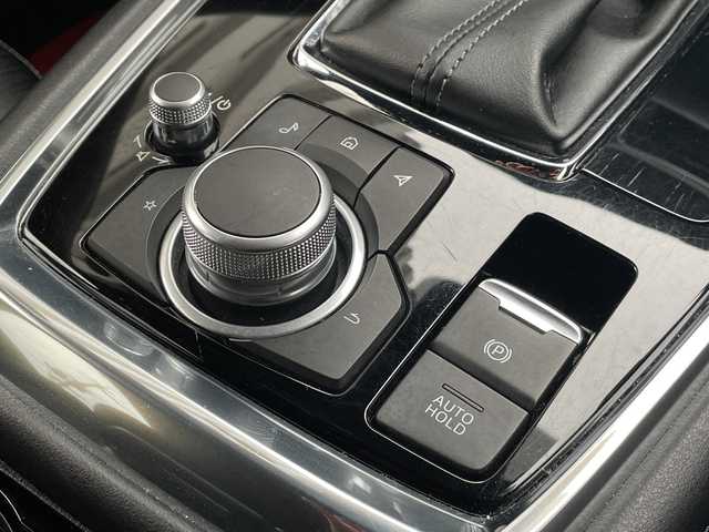 マツダ ＣＸ－８ XD スマートエディション 広島県 2023(令5)年 3.4万km ソウルレッドクリスタルM 禁煙/メーカーオプション/・ハンズフリー機能付パワーリフトゲート/・１０．２５インチセンターディスプレイ/・地上デジタルＴＶチューナー（フルセグ）/・充電用ＵＳＢ端子/・ワイヤレス充電（Ｑｉ）/・クルージング＆トラフィック・サポート/・ワイヤレス接続機能/・外部接続ハブ/SBS/SCBS/レーンキープアシスト/交通標識認識/ドライバーアテンションアラート/BSM/HUD/コーナーセンサー/マツダコネクト/・フルセグ/Bluetooth/USB/スマホ連携/360°ビューモニター/革巻きステアリング/ステアリングヒーター/ステアリングスイッチ/オートライト/LEDヘッドライト/スマートキー/プッシュスタート/シートヒーター/パワーシート/シートメモリー/前後ドライブレコーダー/ETC（グローブBOX内)/電動パーキングブレーキ/オートホールド/純正17インチアルミホイール/W+サイド+カーテンエアバック