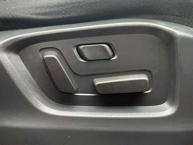 マツダ ＣＸ－８ XD スマートエディション 広島県 2023(令5)年 3.4万km ソウルレッドクリスタルM 禁煙/メーカーオプション/・ハンズフリー機能付パワーリフトゲート/・１０．２５インチセンターディスプレイ/・地上デジタルＴＶチューナー（フルセグ）/・充電用ＵＳＢ端子/・ワイヤレス充電（Ｑｉ）/・クルージング＆トラフィック・サポート/・ワイヤレス接続機能/・外部接続ハブ/SBS/SCBS/レーンキープアシスト/交通標識認識/ドライバーアテンションアラート/BSM/HUD/コーナーセンサー/マツダコネクト/・フルセグ/Bluetooth/USB/スマホ連携/360°ビューモニター/革巻きステアリング/ステアリングヒーター/ステアリングスイッチ/オートライト/LEDヘッドライト/スマートキー/プッシュスタート/シートヒーター/パワーシート/シートメモリー/前後ドライブレコーダー/ETC（グローブBOX内)/電動パーキングブレーキ/オートホールド/純正17インチアルミホイール/W+サイド+カーテンエアバック