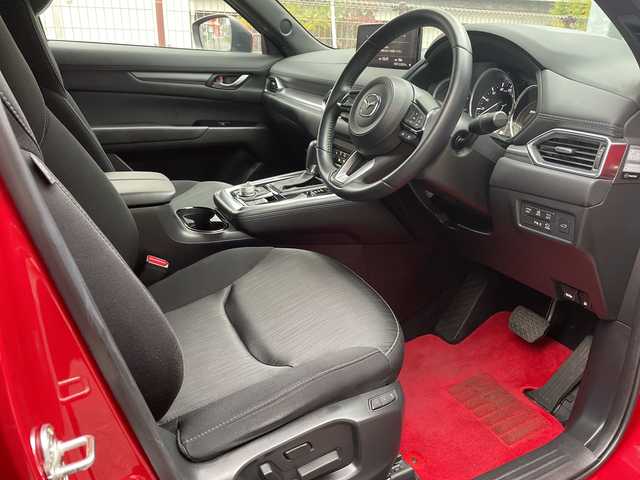マツダ ＣＸ－８ XD スマートエディション 広島県 2023(令5)年 3.4万km ソウルレッドクリスタルM 禁煙/メーカーオプション/・ハンズフリー機能付パワーリフトゲート/・１０．２５インチセンターディスプレイ/・地上デジタルＴＶチューナー（フルセグ）/・充電用ＵＳＢ端子/・ワイヤレス充電（Ｑｉ）/・クルージング＆トラフィック・サポート/・ワイヤレス接続機能/・外部接続ハブ/SBS/SCBS/レーンキープアシスト/交通標識認識/ドライバーアテンションアラート/BSM/HUD/コーナーセンサー/マツダコネクト/・フルセグ/Bluetooth/USB/スマホ連携/360°ビューモニター/革巻きステアリング/ステアリングヒーター/ステアリングスイッチ/オートライト/LEDヘッドライト/スマートキー/プッシュスタート/シートヒーター/パワーシート/シートメモリー/前後ドライブレコーダー/ETC（グローブBOX内)/電動パーキングブレーキ/オートホールド/純正17インチアルミホイール/W+サイド+カーテンエアバック