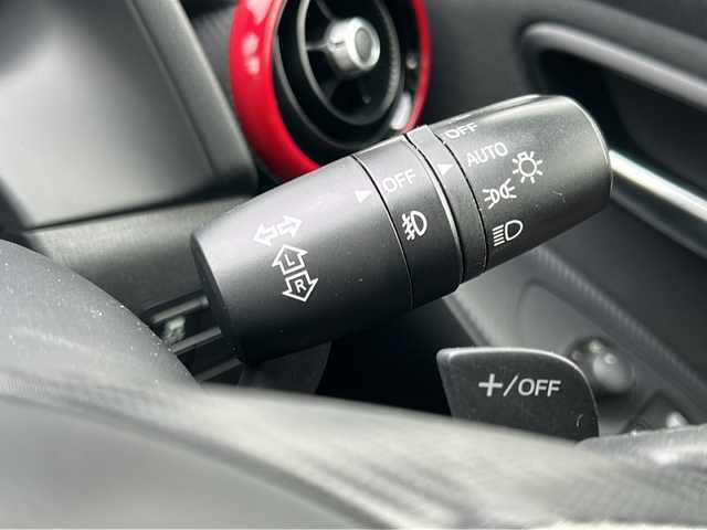 マツダ デミオ XD ミッドセンチュリー 岡山県 2015(平27)年 6.2万km スノーフレイクホワイトパールマイカ ワンオーナー/純正メモリーナビ/CD/DVD/フルセグ/シティーブレーキサポート/AT誤発進抑制機能/LEDオートヘッドライト/アクティブドライビングディスプレイ/ハーフレザーシート/スマートキー×2/ETC/禁煙車