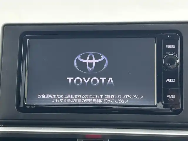 トヨタ ライズ G 岡山県 2020(令2)年 4.9万km シャイニングホワイトパール 純正SDナビゲーション		/【フルセグ/Bluetooth/DVD/MSV】				/純正16inアルミホイール+サマータイヤ：装着			/ビルトインETC		/LEDヘッドライト（AUTO機能付き）			/横滑り防止機能		/衝突軽減システム		/車線逸脱防止システム		/社外ドライブレコーダー			/スマートキー		/ステアリングスイッチ		/プッシュスタート		/コーナーセンサー				/純正フロアマット		/新車保証書		/取扱説明書		/スペアキー×１