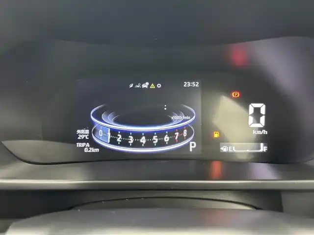トヨタ ライズ G 岡山県 2020(令2)年 4.9万km シャイニングホワイトパール 純正SDナビゲーション		/【フルセグ/Bluetooth/DVD/MSV】				/純正16inアルミホイール+サマータイヤ：装着			/ビルトインETC		/LEDヘッドライト（AUTO機能付き）			/横滑り防止機能		/衝突軽減システム		/車線逸脱防止システム		/社外ドライブレコーダー			/スマートキー		/ステアリングスイッチ		/プッシュスタート		/コーナーセンサー				/純正フロアマット		/新車保証書		/取扱説明書		/スペアキー×１