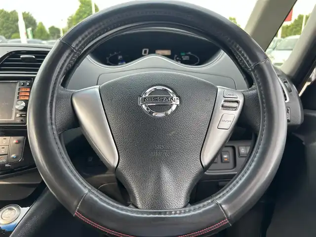 日産 セレナ ハイウェイスター Sハイブリッド 栃木県 2014(平26)年 6.5万km 茶 衝突被害軽減ブレーキ/純正SDナビ/フルセグTV/DVD/Bluetooth//アラウンドビューモニター/ビルトインETC/前ドライブレコーダー/片側パワースライドドア/クルーズコントロール/コーナーセンサー/スマートキー×1/プッシュスタート/純正16インチAW/アイドリングストップ/横滑り防止装置/取説