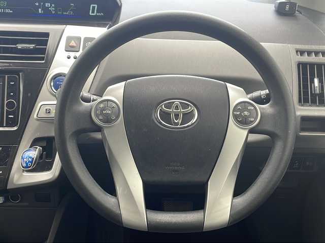 トヨタ プリウス α S 沖縄県 2014(平26)年 9.4万km グレーメタリック 純正ＨＤＤナビ (NHZD-W62G)/(フルセグＴＶ　ＤＶＤ再生　ＢＴ接続)/バックカメラ　/ステアリングスイッチ　/コーナーセンサー　/ＨＩＤオートライト　/ヘッドライトレベライザー　/純正フロアマット　/ドアバイザー　/電格ミラー