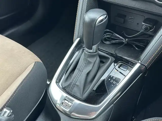 マツダ デミオ 13Sテーラードブラウン 島根県 2017(平29)年 3.3万km ソウルレッドプレミアムメタリック スマートシティブレーキ/純正ナビ/AM/FM/SD/Bluetooth/USB/ドライブレコーダー/純正15インチアルミホイール/運転席/助手席シートヒーター/ステアリングスイッチ/HUD/ウインカーミラー/電動格納ミラー/革巻きステアリング/LEDオートライト/ETC/スマートキー/スペアキー×1/プッシュスタート/保証書/取扱説明書