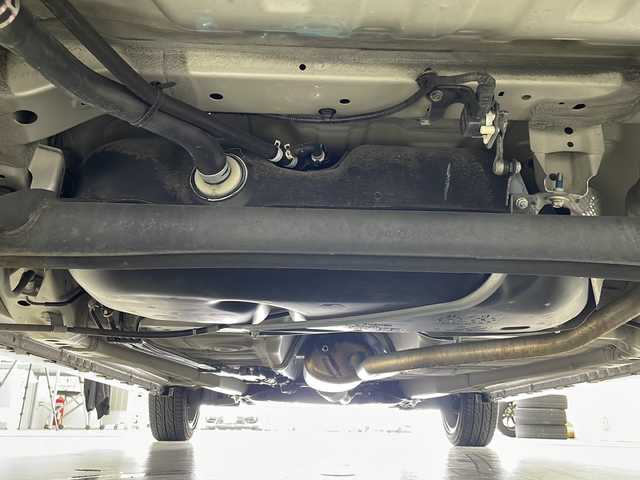 スズキ ワゴンＲ スティングレー HYBRID T 岐阜県 2017(平29)年 7万km スチールシルバーM ターボ車/８インチメモリーナビ　CN-RZ82/CD/DVD/Bluetooth/フルセグTV/衝突軽減ブレーキ/レーンキープアシスト/ヘッドアップディスプレイ/クルーズコントロール/シートヒーター/ステアリングスイッチ/オートエアコン/サイドエアバッグ/パドルシフト/オートLEDライト/フォグライト/スマートキー/プッシュスタート/ETC/社外１６インチアルミホイール/スタッドレス・ホイールセット車載