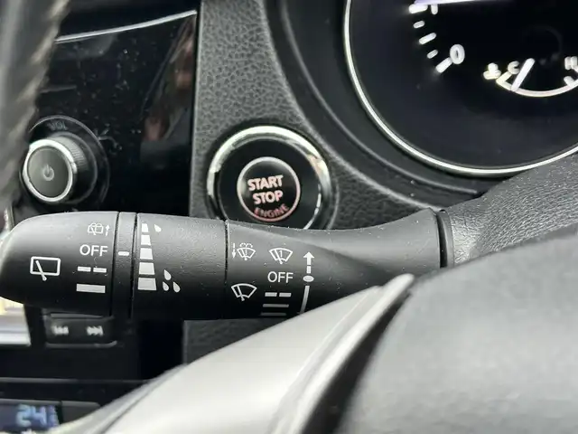 日産 エクストレイル 20Xt エマージェンシーブレーキ 島根県 2016(平28)年 11.4万km ダイヤモンドブラック 登録時走行距離 113448Km/純正メーカーナビ/取扱説明書/保証書/全方位カメラ/17インチ純正アルミホイール/パワーバックドア/クルーズコントロール/シートヒーター/ドライブレコーダー/ウインカーミラー/プッシュスタート/ETC