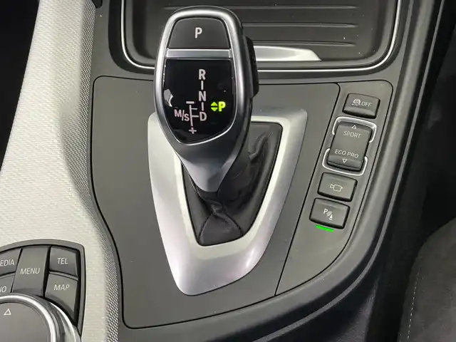 ＢＭＷ ４２０ｉ グランクーペ Mスポーツ 栃木県 2015(平27)年 2.2万km アルピンホワイトⅢ ・前方ドラレコ/・パーキングサポートパッケージ/・レーンチェンジウォーニング/・パークディスタンスコントロール/・パーキングアシスト/・LEDフォグライト/・純正ナビ（AM/FM/CD/DVD/BT)/・ドライブレコーダー/・ETC/・MTモード/・パワーシート/・パワーバックドア/・ステアリングスイッチ/・アダプティブクルーズコントロール/・横滑り防止装置/・衝突防止システム/・レーンアシスト/・コーナーセンサー/・保証書/・取扱説明書/・スペアキー×1
