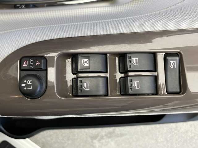 ダイハツ ムーヴ キャンバス G メイクアップ リミテッド　SAⅢ 長野県 2020(令2)年 5.8万km ナチュラルベージュマイカM 4WD/純正メモリナビ&フルセグTV&CD&DVD&USB&BT/車線逸脱警報/衝突軽減ブレーキ/アイドリングストップ/オートマチックハイビーム/純正前方ドライブレコーダー/両側パワースライドドア/ステアリングスイッチ/全方位カメラ/ETC/LEDヘッドライト/オートライト/フロントフォグランプ/電動格納ミラー/純正ホイールキャップ装着/純正フロアマット/純正ドアバイザー/純正ルーフキャリア/プッシュスタート/スマートキー