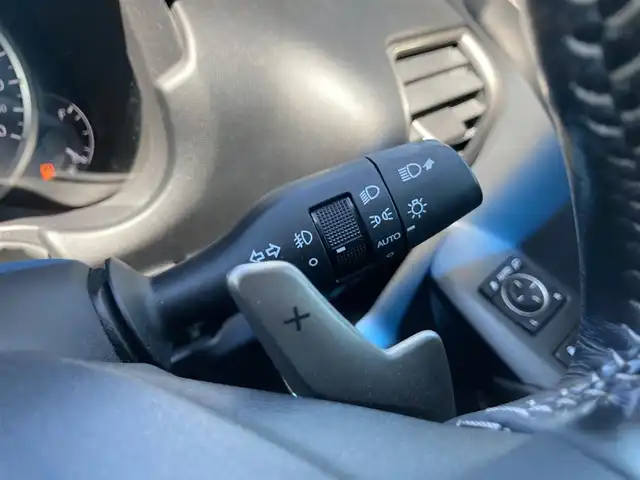 レクサス ＮＸ 200t バージョンL 鳥取県 2015(平27)年 4.2万km スターライトブラックガラスフレーク ４WD/純正ナビ/フルセグ/DVD/CD/BT/USB/パノラミックビューモニター/プリクラッシュセーフティ/ブラインドスポットモニター/前後クリアランスソナー/レーダークルーズコントロール/ビルトインETC/前方ドライブレコーダー/レザーシート/前席パワーシート/パワーバックドア/前席シートヒーター/エアシート/3眼LEDヘットライト/純正18インチアルミホイール/プッシュエンジンスタート/アイドリングストップ/スマートキー×２/カードキー