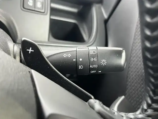 スズキ ソリオ HV MZ 高知県 2018(平30)年 5.3万km ピュアホワイトP 純正ナビ/　Bluetooth/フルセグ/　CD/DVD/AM/FM/全方位カメラ/ドライブレコーダー/ワンオーナー/クルーズコントロール/ETC/MTモード付AT/パドルシフト/プッシュスタート/スマートキー/両側パワースライドドア/HIDヘッドライト/純正15インチアルミホイール/純正フロアマット/シートヒーター/アイドリングストップ/オートライト/記録簿/保証書/取扱説明書/盗難防止装置