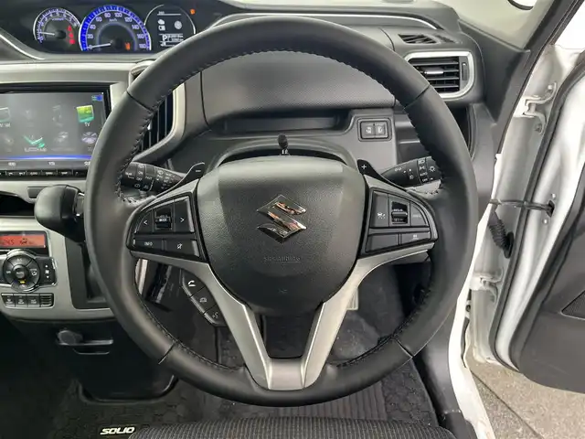 スズキ ソリオ HV MZ 高知県 2018(平30)年 5.3万km ピュアホワイトP 純正ナビ/　Bluetooth/フルセグ/　CD/DVD/AM/FM/全方位カメラ/ドライブレコーダー/ワンオーナー/クルーズコントロール/ETC/MTモード付AT/パドルシフト/プッシュスタート/スマートキー/両側パワースライドドア/HIDヘッドライト/純正15インチアルミホイール/純正フロアマット/シートヒーター/アイドリングストップ/オートライト/記録簿/保証書/取扱説明書/盗難防止装置