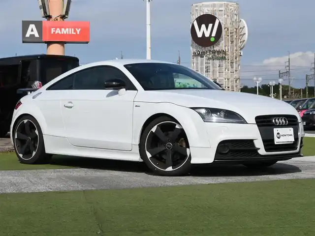 アウディ ＴＴクーペ 1．8 TFSI Sライン コンペティション 千葉県 2014(平26)年 5.2万km グレイシアホワイトメタリック 純正SDナビ/地デジTV/【DVD/CD再生機能　Bluetooth接続】/革巻きステアリング/パドルシフト/ハーフレザーシート/ドライブレコーダー/ETC/HIDヘッドライト/フォグライト/ウインカーミラー/純正19インチアルミホイル/キーレス