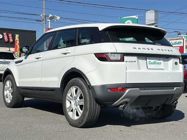 ランドローバー レンジローバーイヴォーク SEプラス 長野県 2015(平27)年 0.5万km フジホワイト ・パノラミックルーフ　/・１８インチ純正アルミホイール　/・純正メーカーナビ　/・ＭＥＲＩＤＩＡＮスピーカー　/・レザーシート／シートヒーター　/・アラウンドビューモニター　/・電動リアゲート/・DSC（ダイナミック・スタビリティ・コントロール）/・CBC（コーナー・ブレーキ・コントロール）/・ HDC（ヒル・ディセント・コントロール）