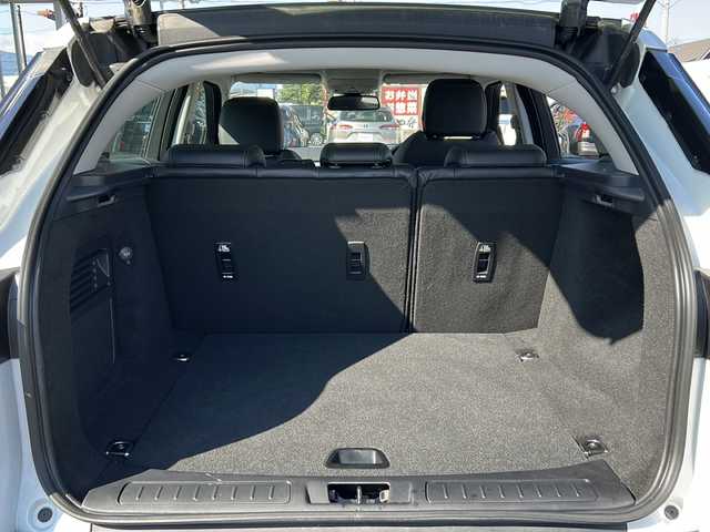 ランドローバー レンジローバーイヴォーク SEプラス 長野県 2015(平27)年 0.5万km フジホワイト ・パノラミックルーフ　/・１８インチ純正アルミホイール　/・純正メーカーナビ　/・ＭＥＲＩＤＩＡＮスピーカー　/・レザーシート／シートヒーター　/・アラウンドビューモニター　/・電動リアゲート/・DSC（ダイナミック・スタビリティ・コントロール）/・CBC（コーナー・ブレーキ・コントロール）/・ HDC（ヒル・ディセント・コントロール）